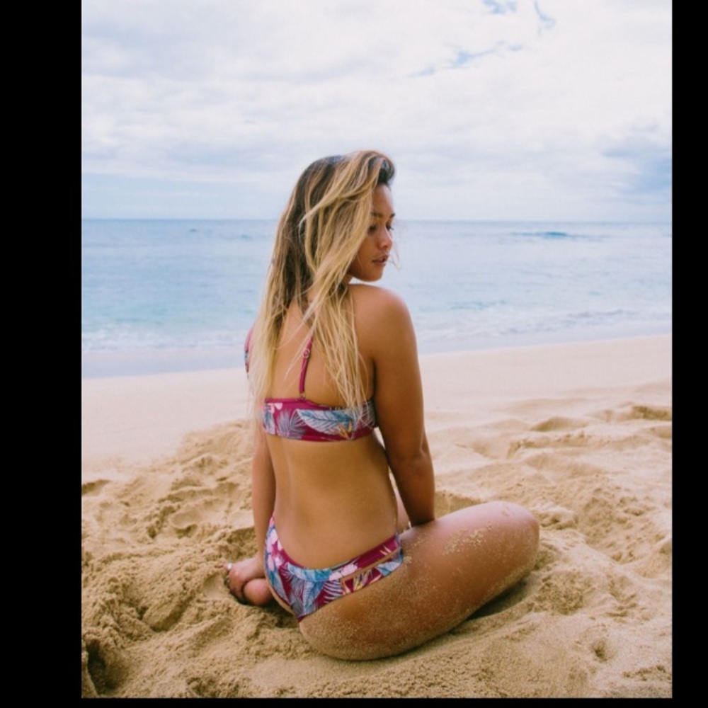 Billabong floral high neck Isla bikini